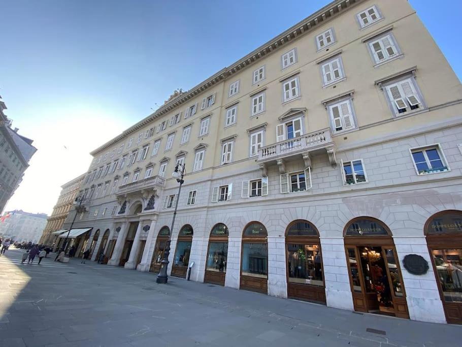 Tergesteo Adriatic Suite Triëst Buitenkant foto